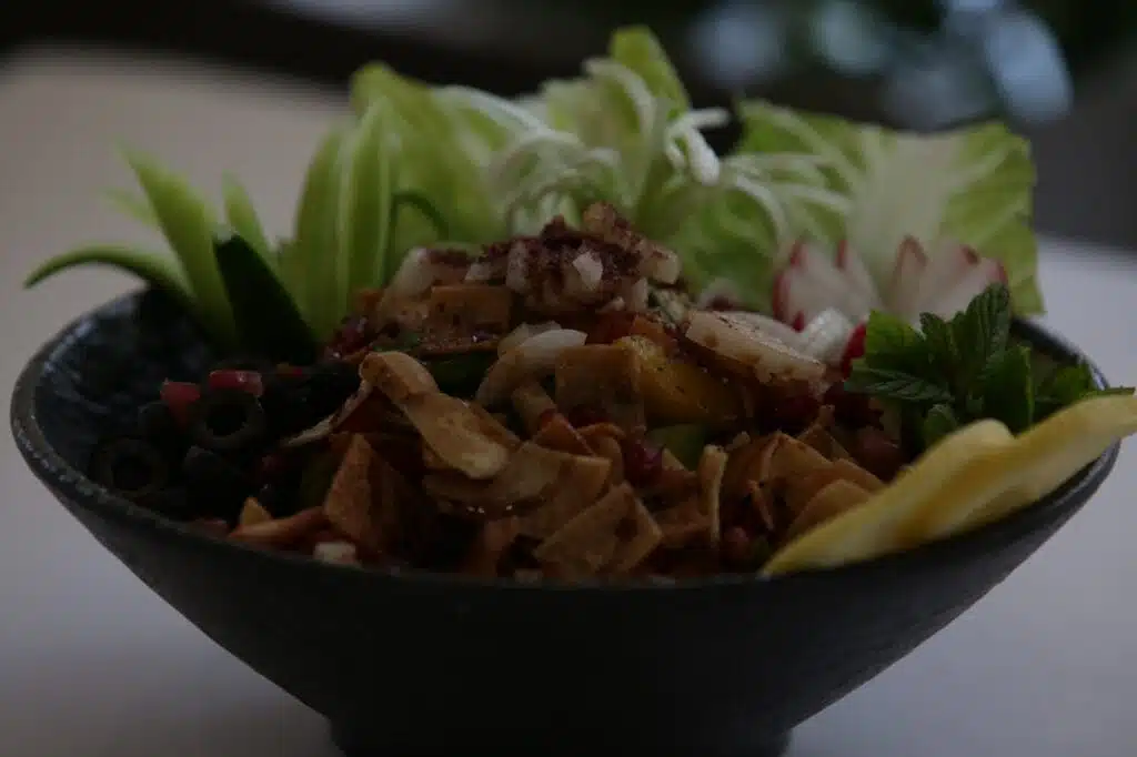 Dot Media food photography - Fresh Fattoush salad.